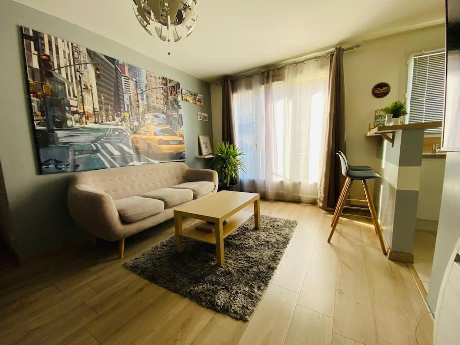 Appartement 2 Chambres Mantes-la-Ville Kültér fotó